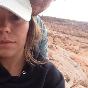 Meet your Posher, Cierra